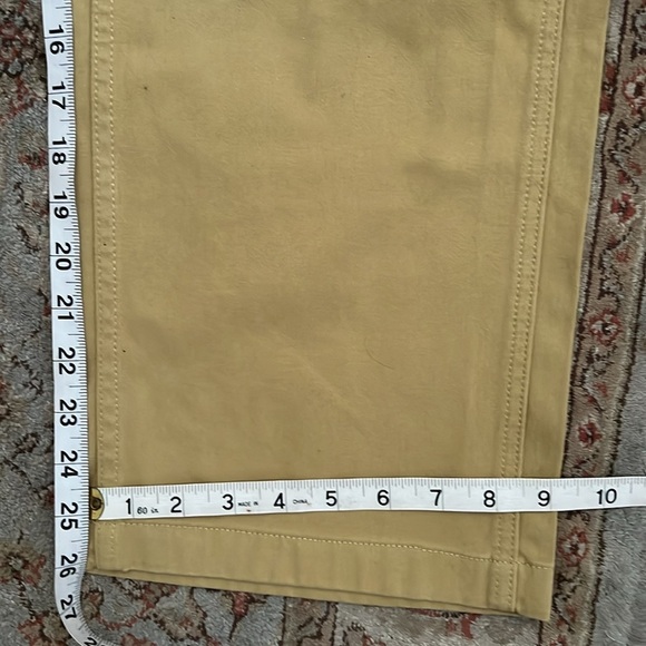 NWT High Waisted Avirex wide leg pants belle small
Cotton blend 
Mustard color - Picture 9 of 10